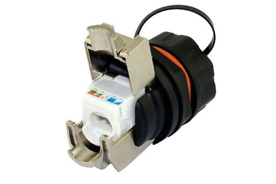 שקע RJ45 CAT6A מסוכך לפנל נגד מים IP67 + מכסה גומי לאטימה